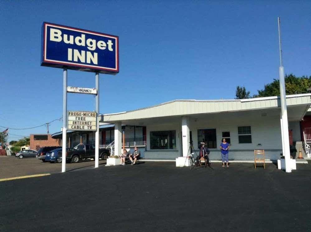 Budget Inn Олбани Екстериор снимка